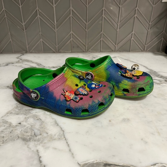 ADD ON‎ FOR $20 Green rainbow Crocs c13- Zara H&M - Picture 1 of 6